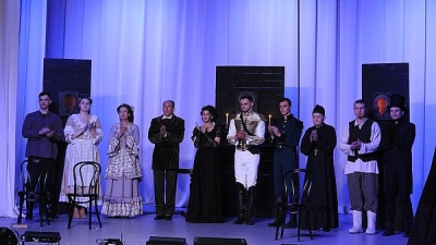 Старшеклассники Чернышковского района по «Пушкинской карте» посетили музыкальный спектакль «Метель»